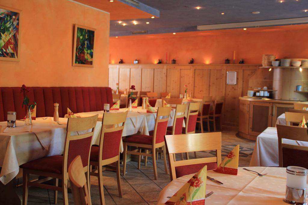 Hotel Restaurant Reichsadler Buchen  Bilik gambar